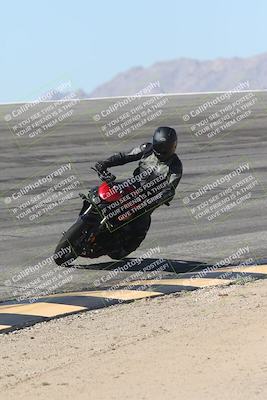 media/Oct-13-2025-Moto Forza (Mon) [[a66d839500]]/4-C Group/Session 2 (Bowl)/